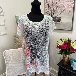 White and Gray Graphic Short Sleeve Tee
